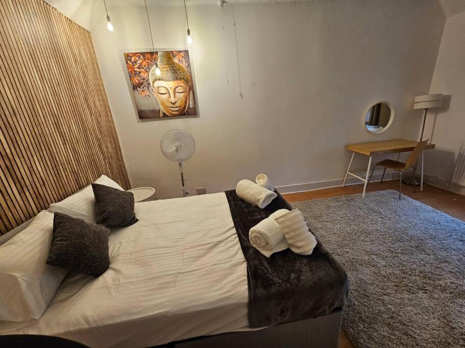 Stylish 2 Bed Apt - Harry Potter/ Leavesden Studios/Watford/Hemel Hempstead - Families/Professionals & Contractors Welcome - Serviced Accomodation Sarratt Exterior photo
